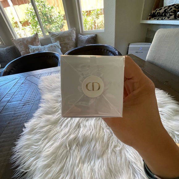 J’adore - Picture 3 of 5